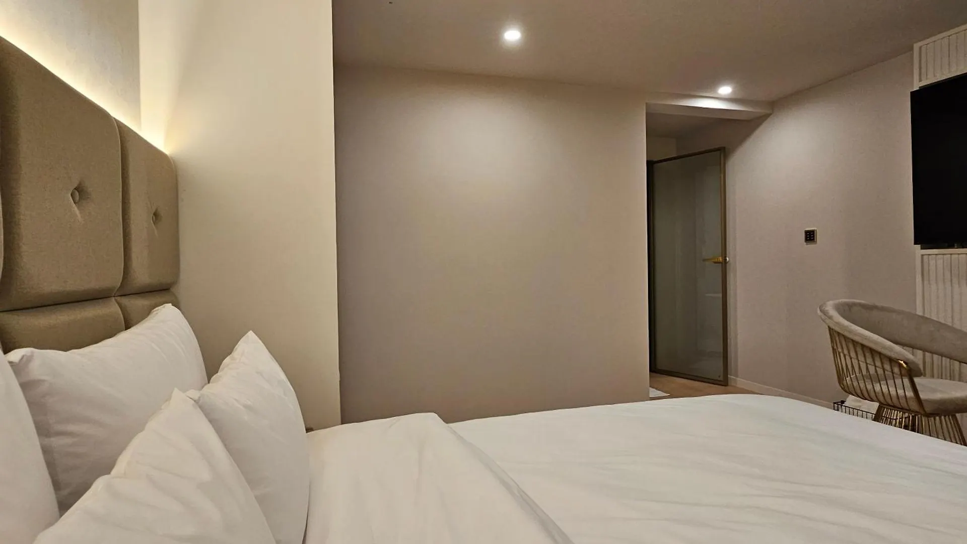 Denbasta Hotel Choeup Busan