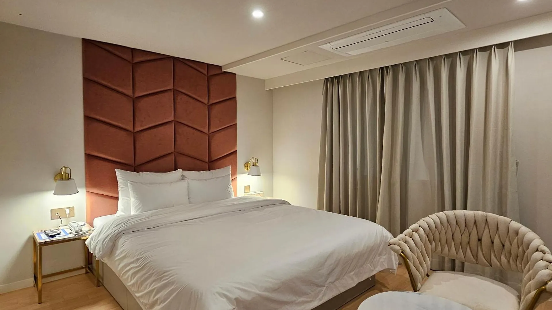 Denbasta Hotel Choeup Busan South Korea